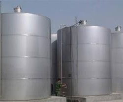 山東儲油罐選購首選宏盛金屬，專業(yè)制造保障質(zhì)量